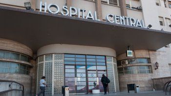 murio un preso tras caer desde un tercer piso de un hospital en intento de fuga murio un preso tras caer desde un tercer piso de un hospital en intento de fuga