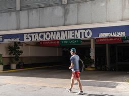 El empleado del estacionamiento evoluciona satisfactoriamente, pero aún sigue con riesgo de vida