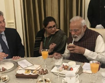 Macri quiere llevar el mate a todo el mundo pero podría faltar yerba en las góndolas