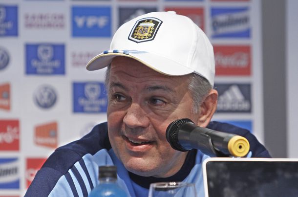 Sabella se lleva a la figura de Newells en la recta final del torneo