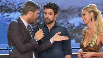 Luciano Castro, Sabrina Rojas y Marcelo Tinelli haciendo terapia de pareja en ShowMatch Luciano Castro, Sabrina Rojas y Marcelo Tinelli haciendo terapia de pareja en ShowMatch
