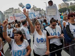 Los sindicatos docentes preparan nuevas medidas de fuerza