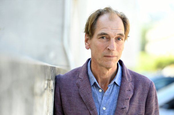 Confirman la muerte de Julian Sands