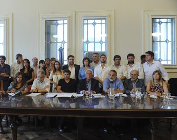 Enérgico rechazo del FpV a funcionarios con dinero sin declarar