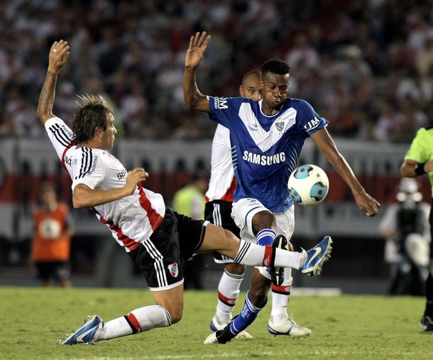 En cero: River y Vélez aburrieron e igualaron sin goles