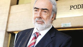 Eduardo Barcesat Eduardo Barcesat