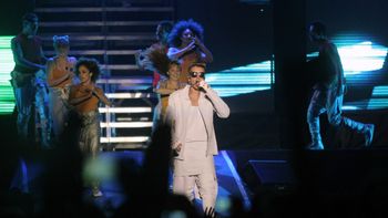 escandalo: justin bieber suspendio su recital escandalo: justin bieber suspendio su recital