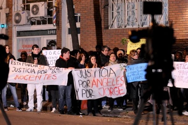 Realizaron una manifestación en apoyo a Jorge Mangeri