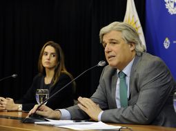 Carolina Ache presentó audios en su declaración, que provocaron la renuncia del canciller Francisco Bustillo. Carolina Ache presentó audios en su declaración, que provocaron la renuncia del canciller Francisco Bustillo.