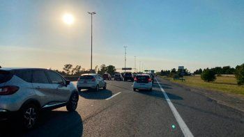 colapso en ruta 2 y ruta 11 por el cierre del fin de semana largo colapso en ruta 2 y ruta 11 por el cierre del fin de semana largo