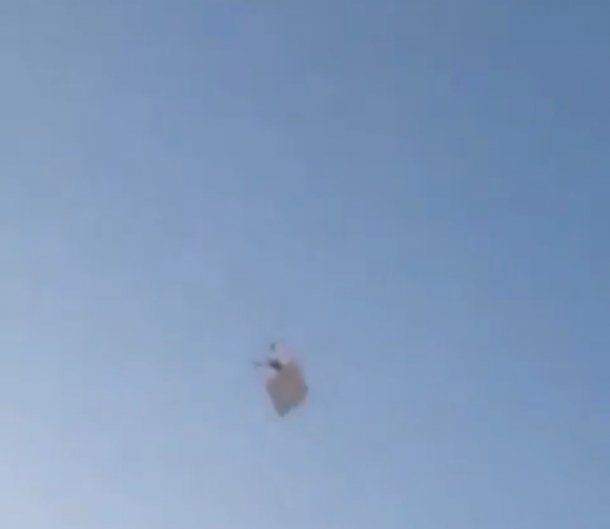 Un dron entró a la casa de Gran Hermano y les dejó un mensaje a los participantes