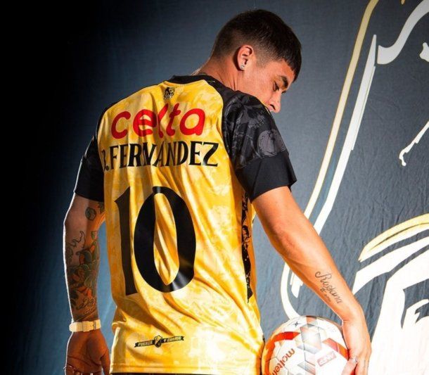 Brian Fernández y una nueva oportunidad en el fútbol exterior: dónde jugará