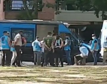 Pelea entre barras de Excursionistas: al menos 14 detenidos