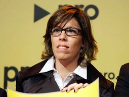 Diputada del PRO propone paritarias para legisladores