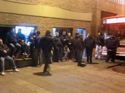 paro en todas las lineas de la zona sur por el crimen de un colectivero paro en todas las lineas de la zona sur por el crimen de un colectivero