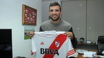 bertolo sera el unico refuerzo de river que jugara ante rosario central bertolo sera el unico refuerzo de river que jugara ante rosario central
