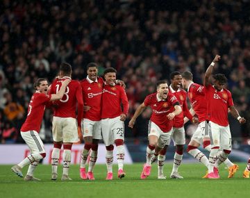 FA Cup: Manchester United ganó en los penales y habrá clásico en la final