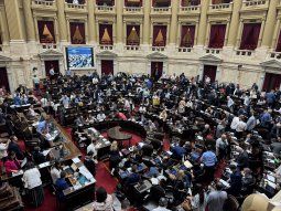 tras el escandalo, el gobierno buscara retrotraer la suba a legisladores