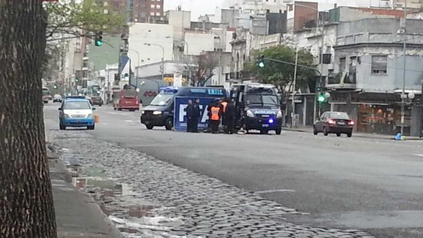 Tragedia en Flores: un automovilista chocó mató y escapó
