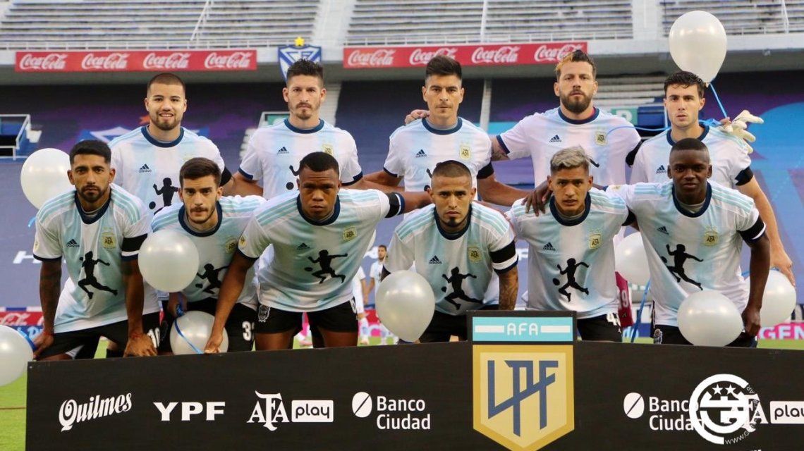 gimnasia-maradona-homenaje