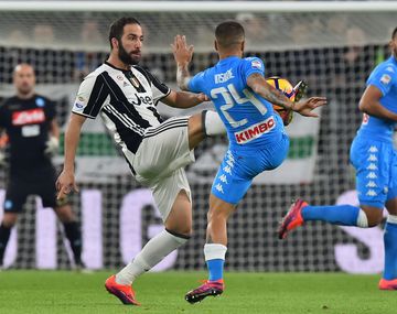 Juventus enfrenta a Napoli en Turin