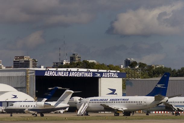 Aeroparque JH 4279