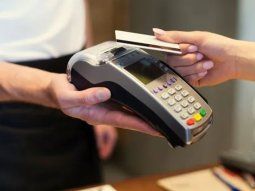 comercios de todo el pais pueden cobrar en dolares a partir de hoy comercios de todo el pais pueden cobrar en dolares a partir de hoy