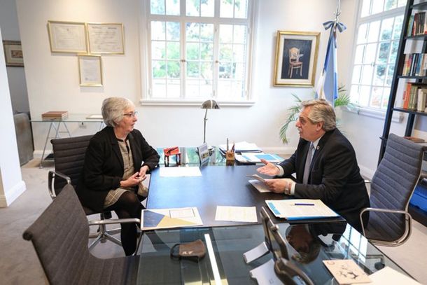 Alberto Fern&aacute;ndez design&oacute; a Mar&iacute;a Laura Garrig&oacute;s como interventora del SPF