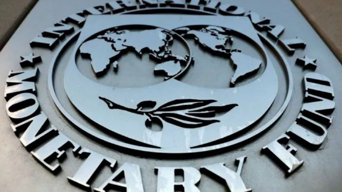 El FMI aprobó la octava revisión del acuerdo con Argentina