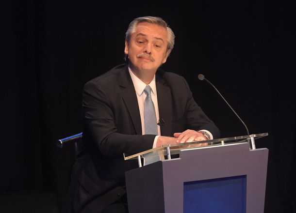 Desopilante cruce en redes entre Alberto Fernández y el club Sacachispas