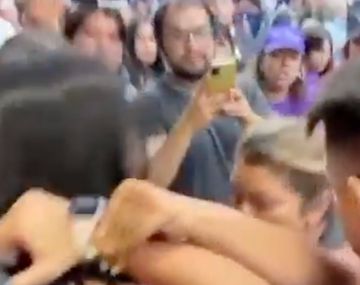 Libertarios agredieron a periodistas de A24 en Corrientes: La seguridad de Karina Milei me empujó
