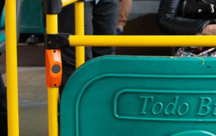 Chofer explica para qué sirve cada timbre del colectivo y causa furor en las redes