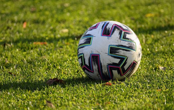 Salió campeón con Talleres y jugó en Europa, pero hoy dedica su vida a la fabricación de muebles artesanales.&nbsp;