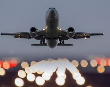 Una nueva aerolínea comienza a operar en el país y no pasará por Buenos Aires