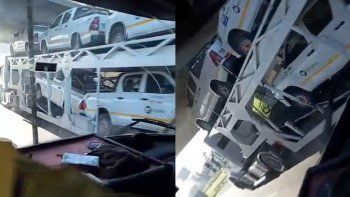 video insolito: camion mosquito quedo atascado en un puente de la panamericana video insolito: camion mosquito quedo atascado en un puente de la panamericana