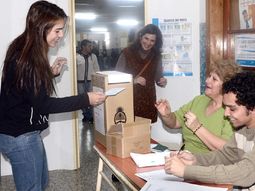 PASO: unos 1.125.500 jóvenes de entre 16 y 18 años podrán votar