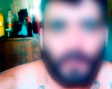 Ariel Maximiliano Catalán está acusado de haber abusado a las dos hijas de su ex pareja