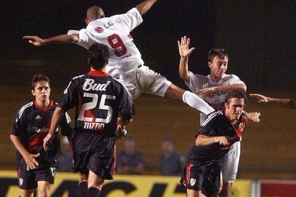 ¿Deja vu? Reviví el cruce entre San Pablo y River, que terminó en escándalo