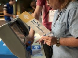 mas de 300 mil portenos ensayaron el voto electronico mas de 300 mil portenos ensayaron el voto electronico