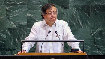 colombia: gustavo petro denuncio que fue blanco de un intento de asesinato colombia: gustavo petro denuncio que fue blanco de un intento de asesinato