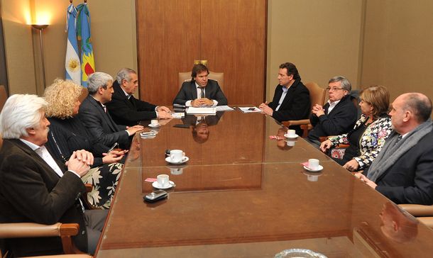 Tras la fuga de referentes, el sciolismo recluta a su tropa