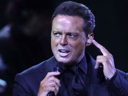 detuvieron a luis miguel en los angeles detuvieron a luis miguel en los angeles