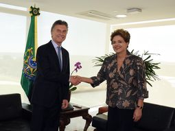 El Gobierno aseguró que respeta el proceso institucional de Brasil