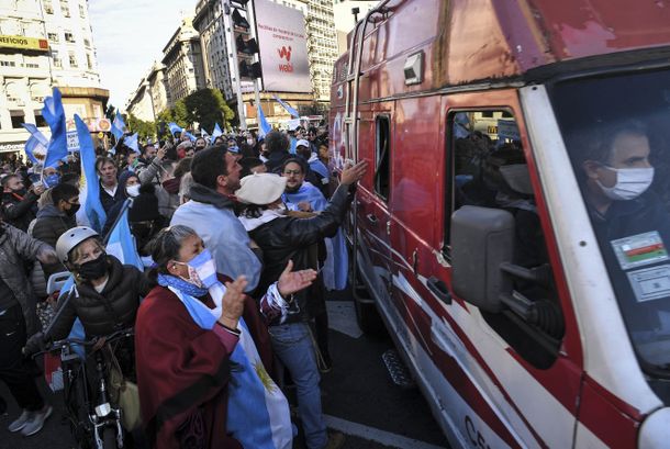 Repudio de Fopea, Adepa y la política al brutal ataque a C5N