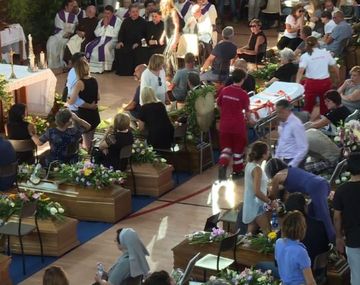 Comienzan los funerales públicos