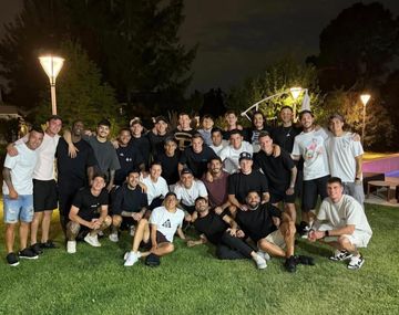 El plantel de Boca se reunió tras el triunfo ante Barracas: los tres ausentes