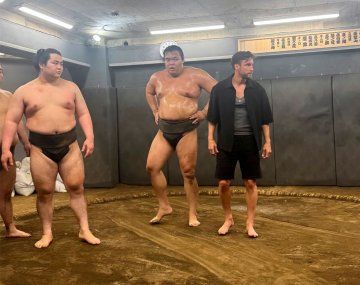 Tagliafico practicó sumo en sus vacaciones en Japón: Ganó