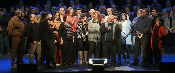 El acto estuvo centrado en los testimonios de los vecinos