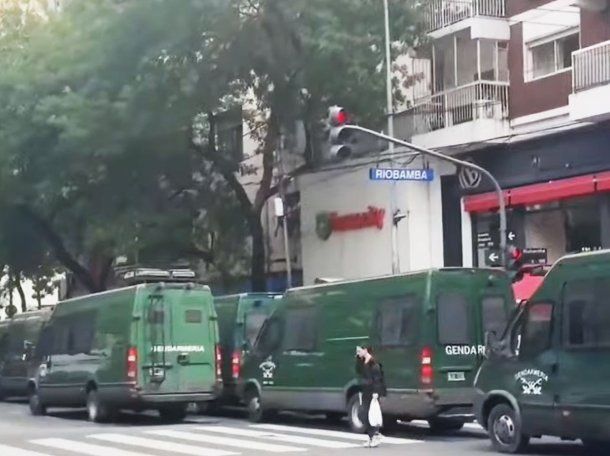 Marcha de los jubilados: fuerte operativo de seguridad en el Congreso