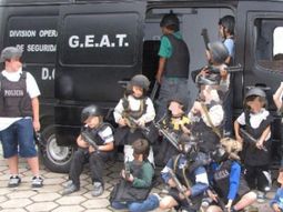 Niños policia cordoba